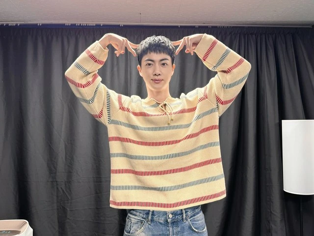 BTSジンがハグ会でキス寸前！相手は日本人？警察の出動も…一体何が？